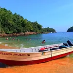 Casa da Dona Nina (Pé na Areia / Vista para o Mar)