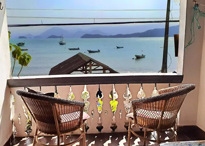 Casa da Dona Nina (Pé na Areia / Vista para o Mar)